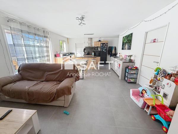 Villa récente de plain pied 3 chambres avec garage sur Magalas