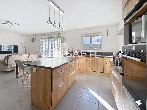 Villa récente de plain pied 3 chambres avec garage sur Magalas