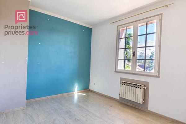 Maison Carpentras 6 pièce(s) 137 m2 sur un terrain de 770 m2 avec piscine