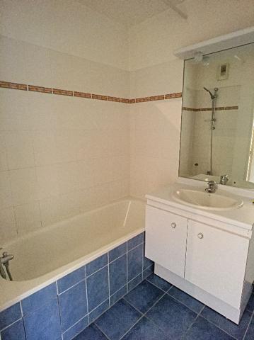 A louer : Appartement Montigny Le Bretonneux - Quartier le village- 2 pièces 45.70 m2