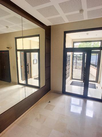 A louer : Appartement Montigny Le Bretonneux - Quartier le village- 2 pièces 45.70 m2