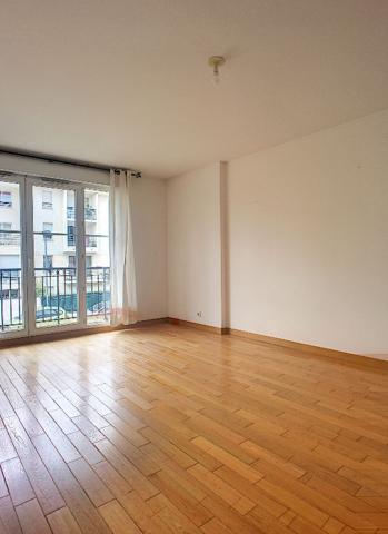 A louer : Appartement Montigny Le Bretonneux - Quartier le village- 2 pièces 45.70 m2