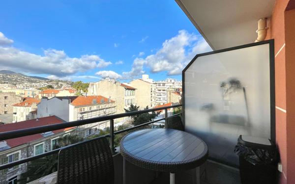 Appartement à vendre    3 pièces • 51,17 m2 Nice