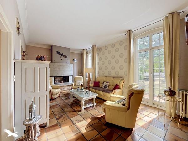 Maison à vendre 488 250 € Léognan 4 p 165 m² DPE D