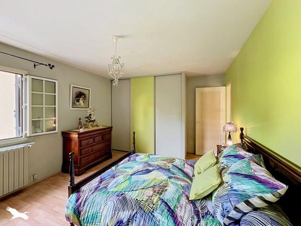 Maison à vendre 488 250 € Léognan 4 p 165 m² DPE D