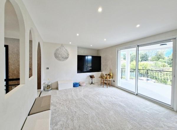Maison à vendre 1 500 000 € Chambéry 7 p 275 m² DPE A