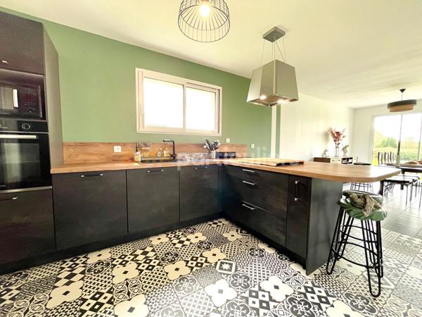 Vente Maison140,11 m² - 7 Pièces - LE MOLAY LITTRY (14330)