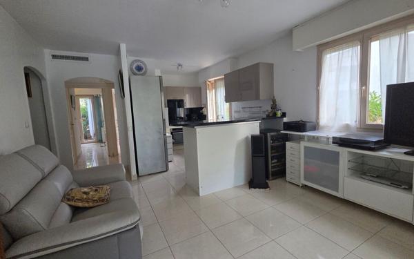 Appartement à vendre    3 pièces • 51 m2 La Seyne-sur-Mer