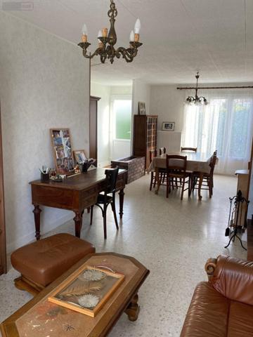 Maison de ville à vendre à Saint-Georges-sur-Baulche dans l'Yonne (89000), ref : COU-STG