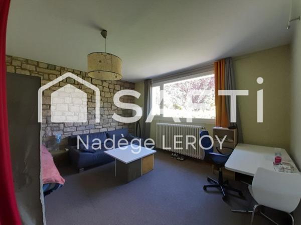 Lot de 5 appartements, atelier, terrasses.