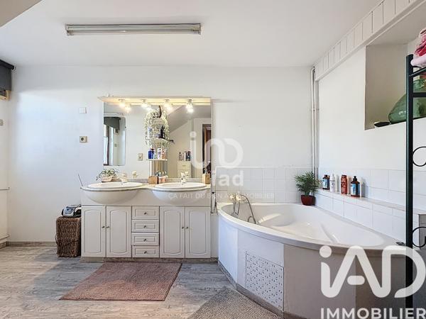 Appartement à vendre 6 pièces 200 m² Chassieu