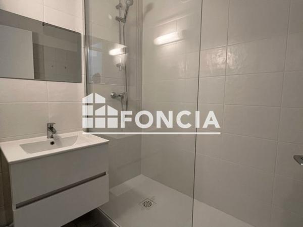 Location Appartement 3 pièces 55.46 m² - 34 RUE DE LA FONTAINE Caen 14000