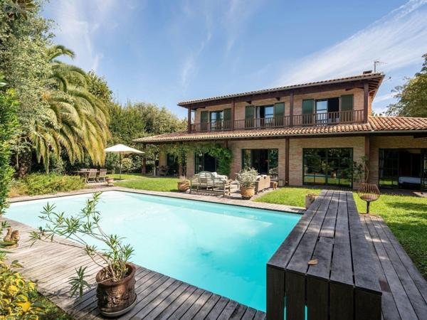 Maison à vendre à Le Bouscat en Gironde (33110), ref : 022/1192   
Le BOUSCAT