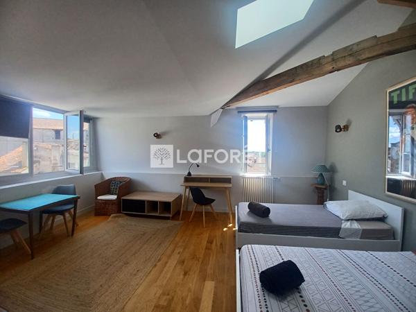 Achat immeuble Cognac - 9 pièce(s) - 198 m² - 504 000 €