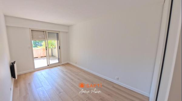 QUARTIER DE L’ARCHET • LUMINEUX 2 PIÈCES AVEC TERRASSE • 49,38 M2