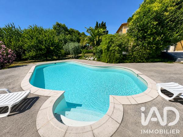 Maison à vendre 6 pièces 140 m² Camaret-sur-Aigues