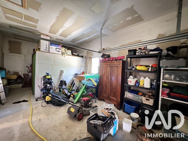 Maison à vendre 6 pièces 140 m² Camaret-sur-Aigues