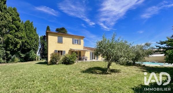 Maison à vendre 6 pièces 140 m² Camaret-sur-Aigues