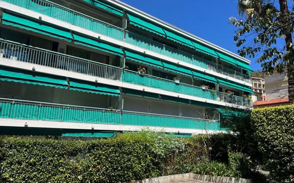 Appartement à vendre    2 pièces • 35,74 m2 Nice