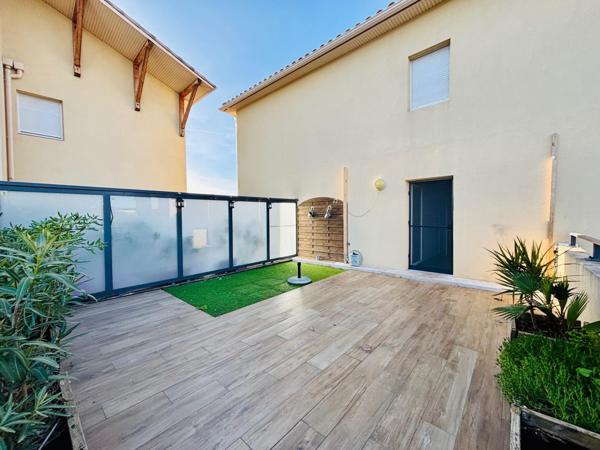 Le Muy T3 avec terrasse-garage-piscine et parking