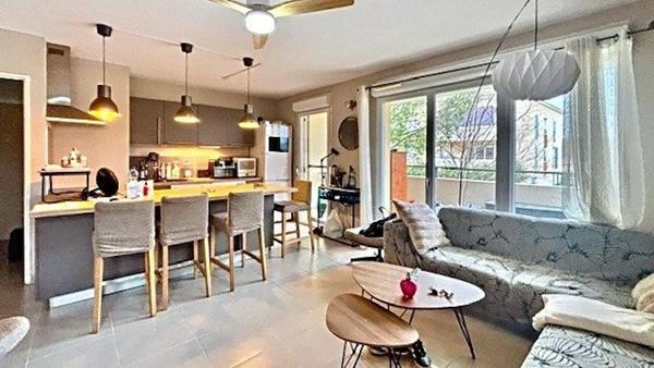 Le Muy T3 avec terrasse-garage-piscine et parking