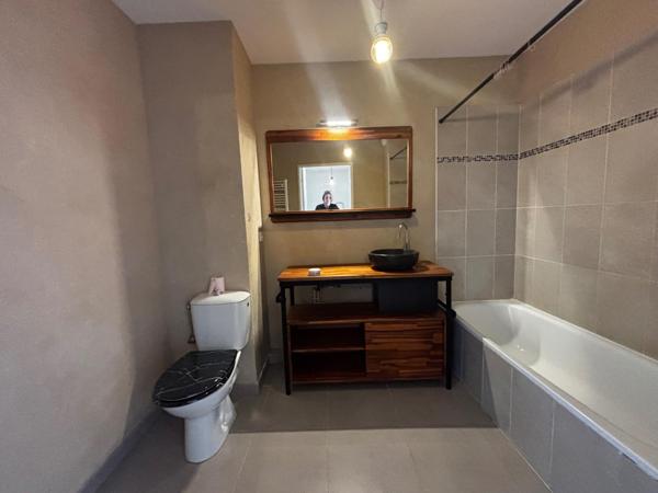 Le Muy T3 avec terrasse-garage-piscine et parking