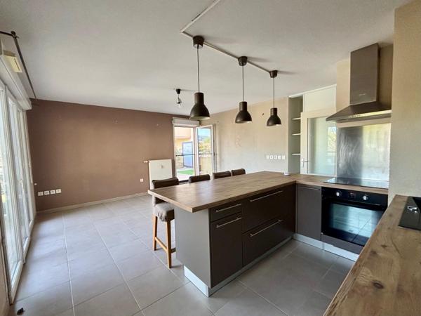 Le Muy T3 avec terrasse-garage-piscine et parking