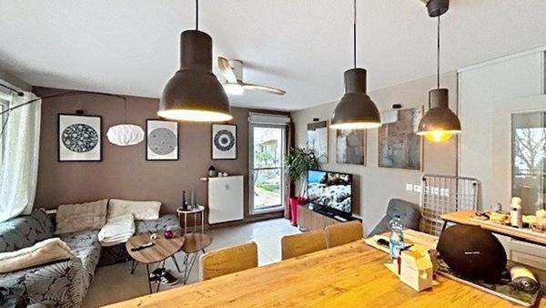 Le Muy T3 avec terrasse-garage-piscine et parking