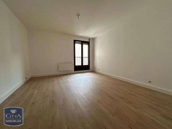 Appartement à louer 1 pièce 27.99m² Saint-Étienne (42000)