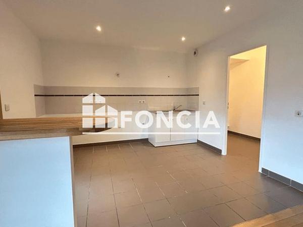 Location Appartement 3 pièces 90.68 m² - 7 RUE DES HEULINES Cergy 95000