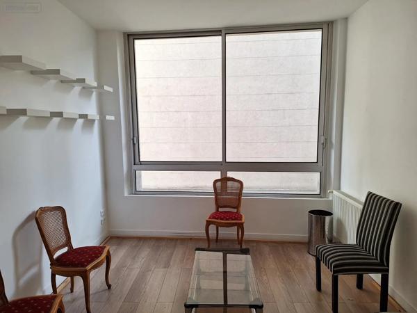 Location - Fonds et/ou murs commerciaux Reims 51100 4 pièces 76 m 2