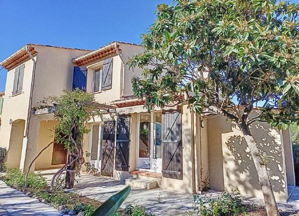 Maison à vendre    5 pièces •    Saint-Raphaël