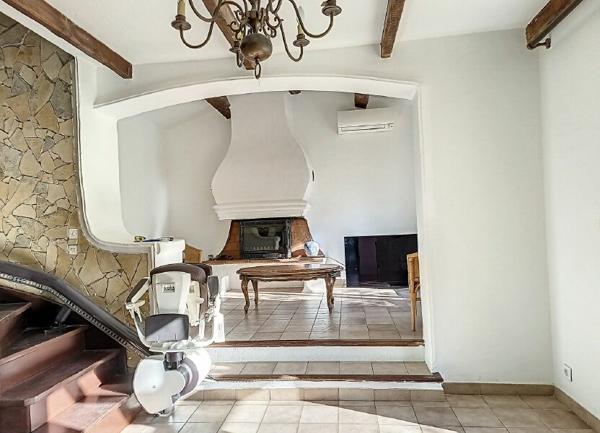 Maison à vendre    5 pièces •    Saint-Raphaël