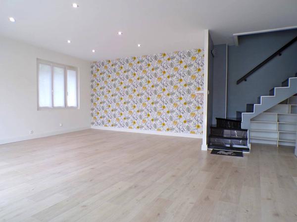 Maison de village en pierre