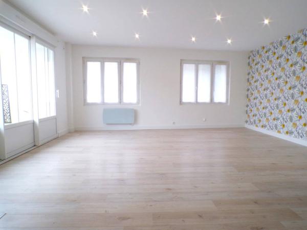 Maison de village en pierre