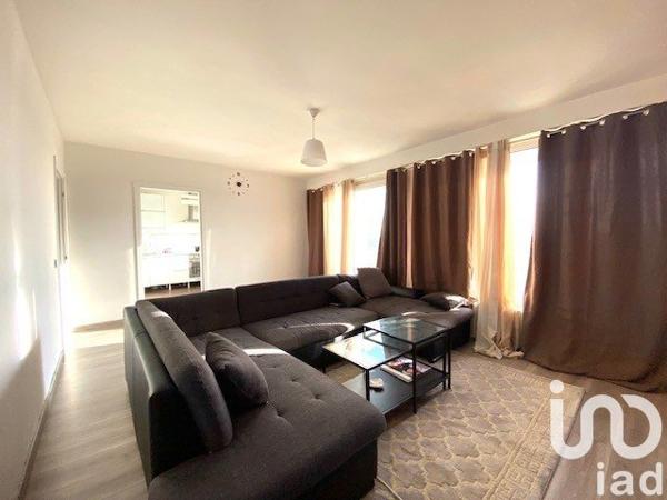 Appartement 4 pièces de 90 m² à Hem (59510)