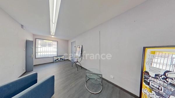 Local commercial 106 m² + 50 m² annexe – Emplacement stratégique à Amélie-les-Bains (66)