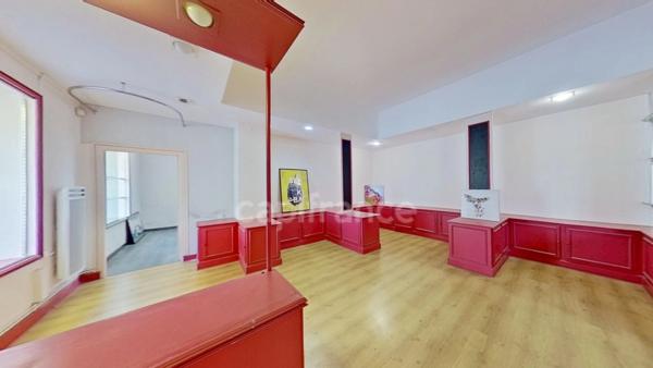 Local commercial 106 m² + 50 m² annexe – Emplacement stratégique à Amélie-les-Bains (66)