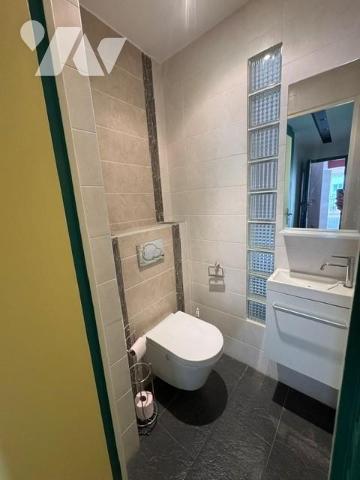 NEUILLY SUR SEINE - PONT NEUILLY - RUE YBRY - 4 PIECES. 80 m². 