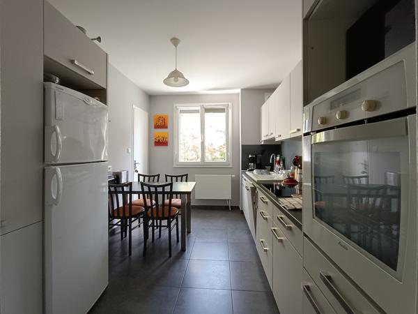 Appartement
         4 pièces
        - 84 m² Exclusivité 209 000 € *