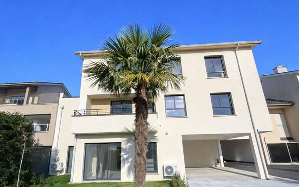 Appartement à vendre    3 pièces • 71 m2 Toulouse