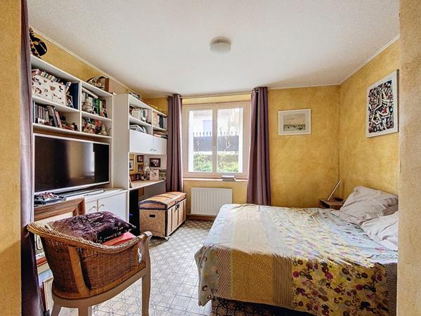 MAISON NANTES 7 CHAMBRES BORDS DE SEVRE GARAGE TERRAIN ARBORE COMMERCES ET BUSWAY