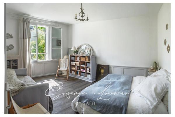 Une maison en pierre pleine de charme… avec un jardin que l’on n’attend pas