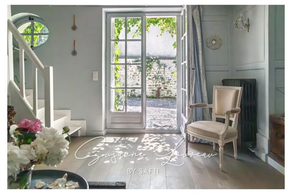 Une maison en pierre pleine de charme… avec un jardin que l’on n’attend pas