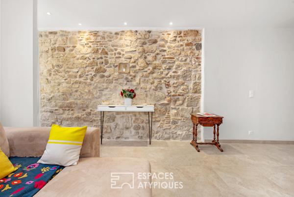 Maison de ville au charme indéniable et son jardin