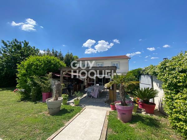 MAISON À VENDRE DE 8 PIÈCES DE 171,00 M²