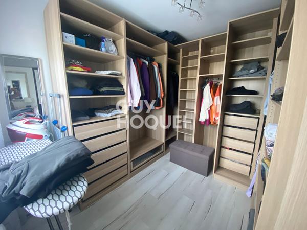 MAISON À VENDRE DE 8 PIÈCES DE 171,00 M²