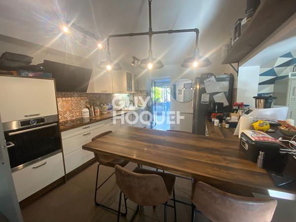 MAISON À VENDRE DE 8 PIÈCES DE 171,00 M²