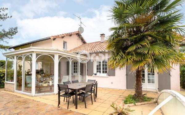 Maison à vendre    4 pièces • 166,78 m2 Isle