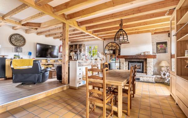 Maison à vendre    4 pièces • 166,78 m2 Isle